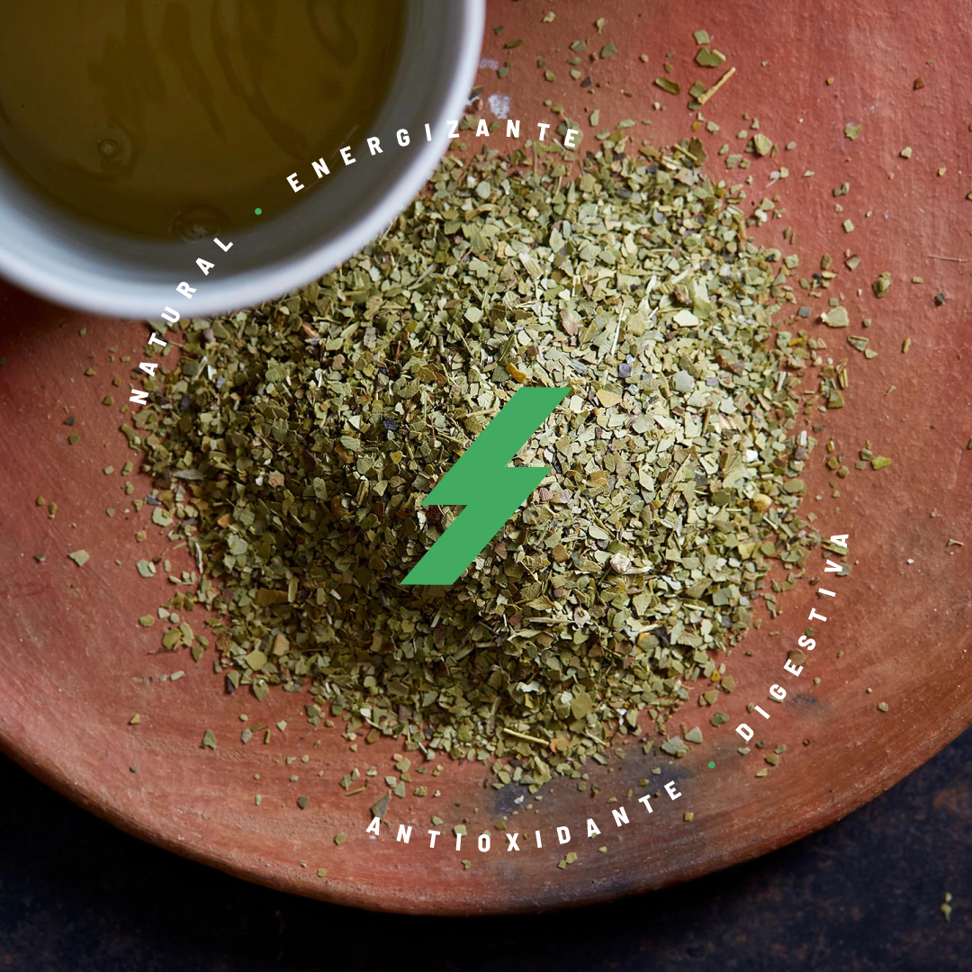 Yerba mate de origen argentino lista para cebar